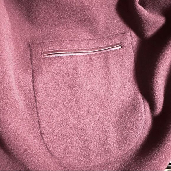 Ralph Lauren Collection Pre-Fall ‘17 Winsor Burgundy Wool-Cashmere Lambskin Cape - Picture 12 of 17